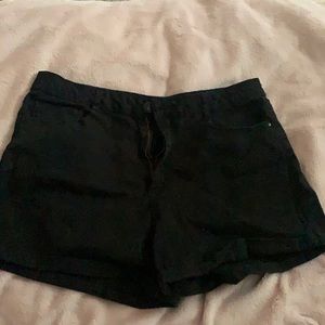 Black Charlotte Russe shorts!!!✨🔥